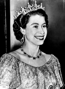 Queen_Elizabeth_II_-_1953-Dress